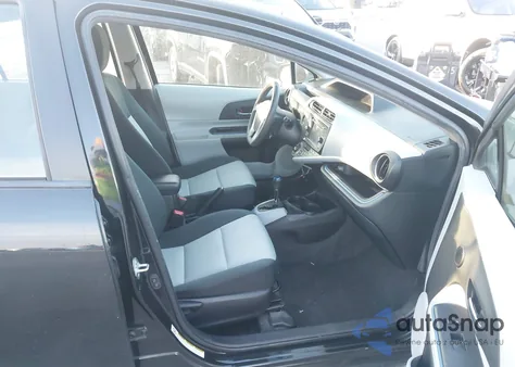 2012 Toyota Prius C Three z USA, uszkodzony, nr VIN JTDKDTB35C1004128